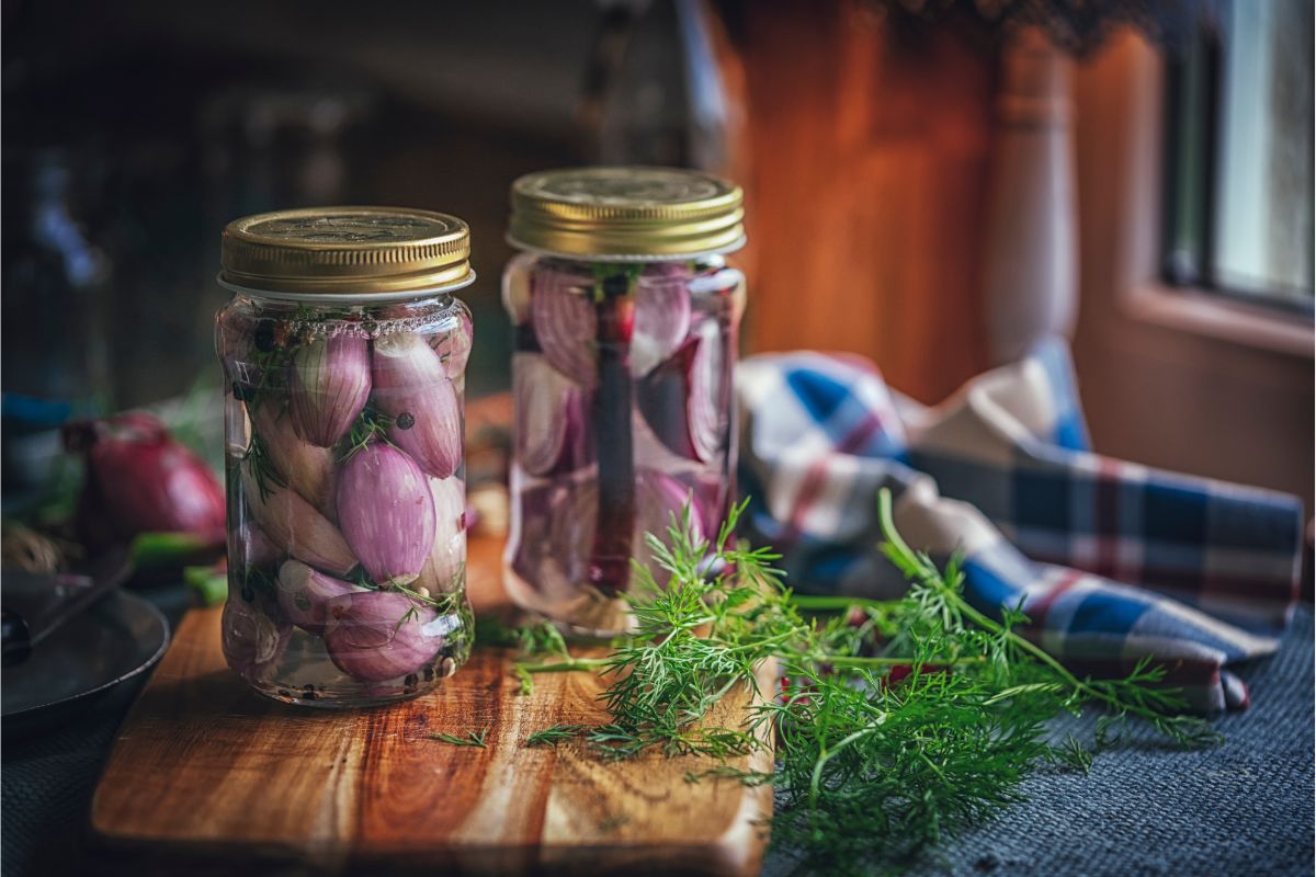 red onions in canning jars