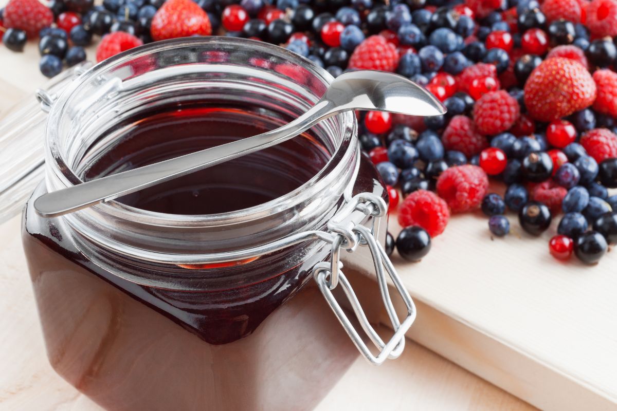 Mixed summer berries and jar o mixed berry jelly