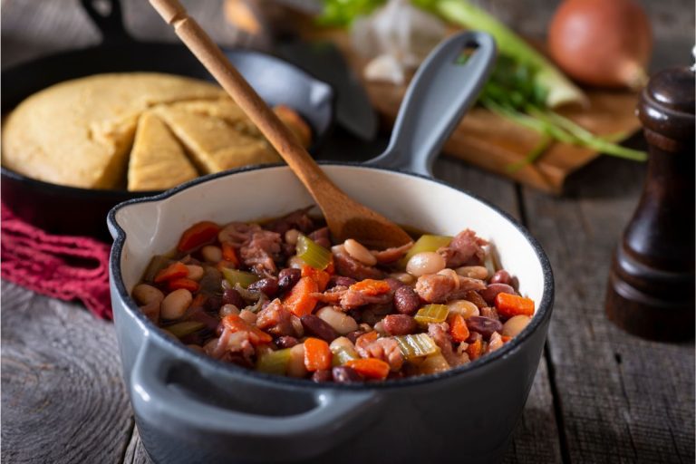 Guide for Pressure Canning Ham and Bean Soup