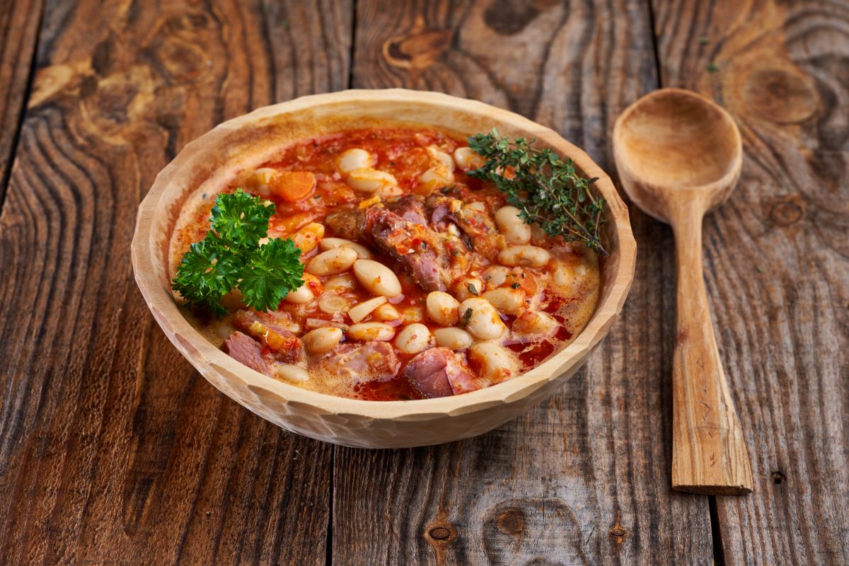 Home Canning Guide: Pressure Canning Pork And Beans Recipe